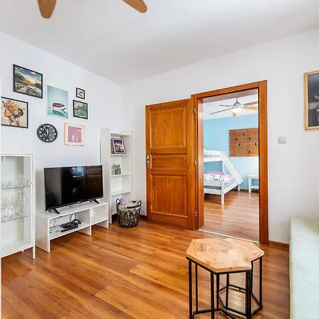 Apartman K2 6 Lozok Kovacska Piatok Sobota Disco Dole *